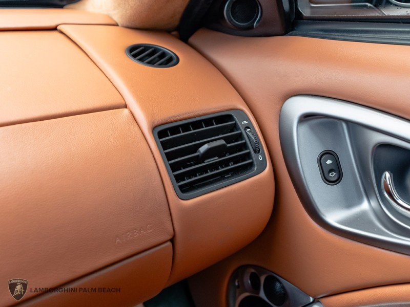 Used 2003 Aston Martin Vanquish RWD image 18