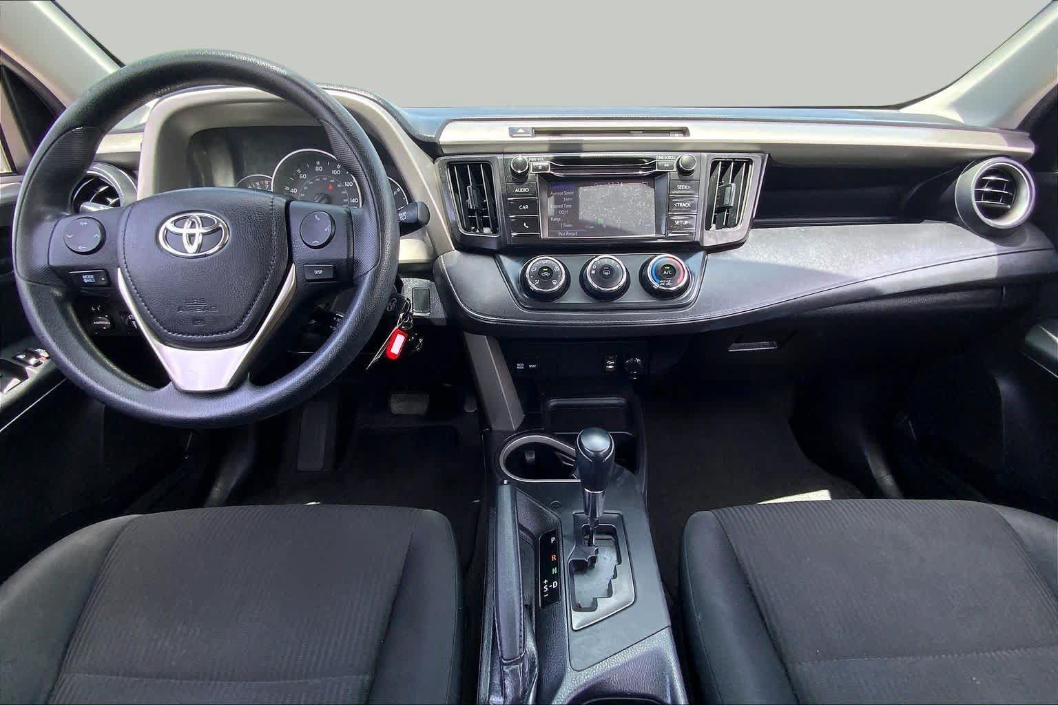 Used 2016 Toyota RAV4 LE FWD image 15