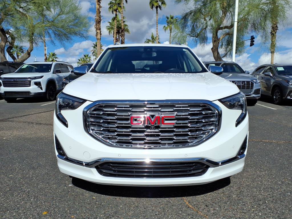 Used 2020 GMC Terrain Denali w/ Denali Premium Package image 2
