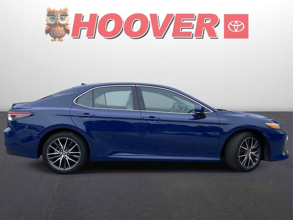 Used 2024 Toyota Camry XLE FWD image 2