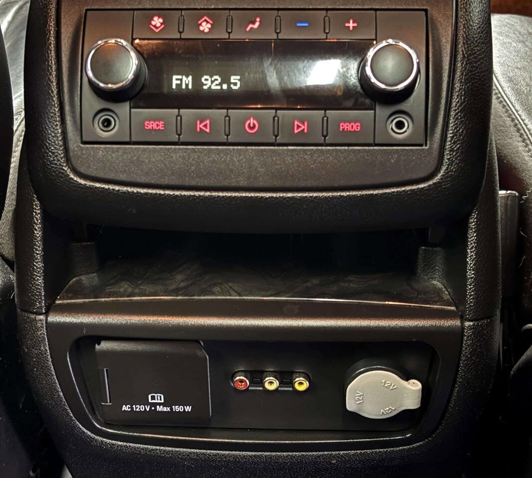 Used 2012 GMC Acadia Denali image 29