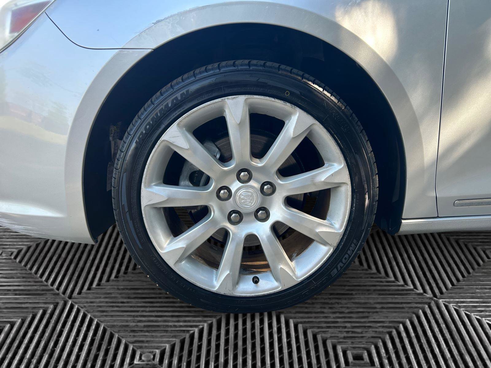 Used 2012 Buick LaCrosse Touring FWD image 14