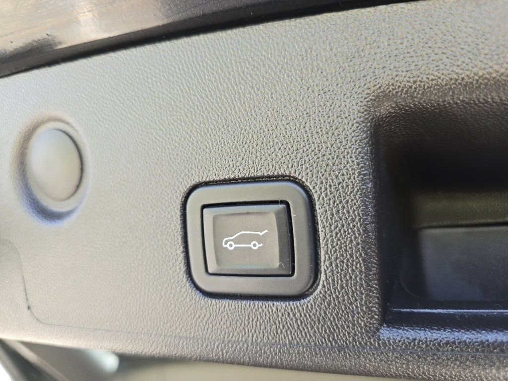 Used 2024 Chevrolet Equinox LT AWD/4WD image 19
