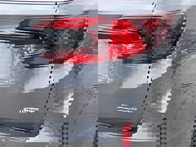 New 2026 Honda Odyssey Touring image 6