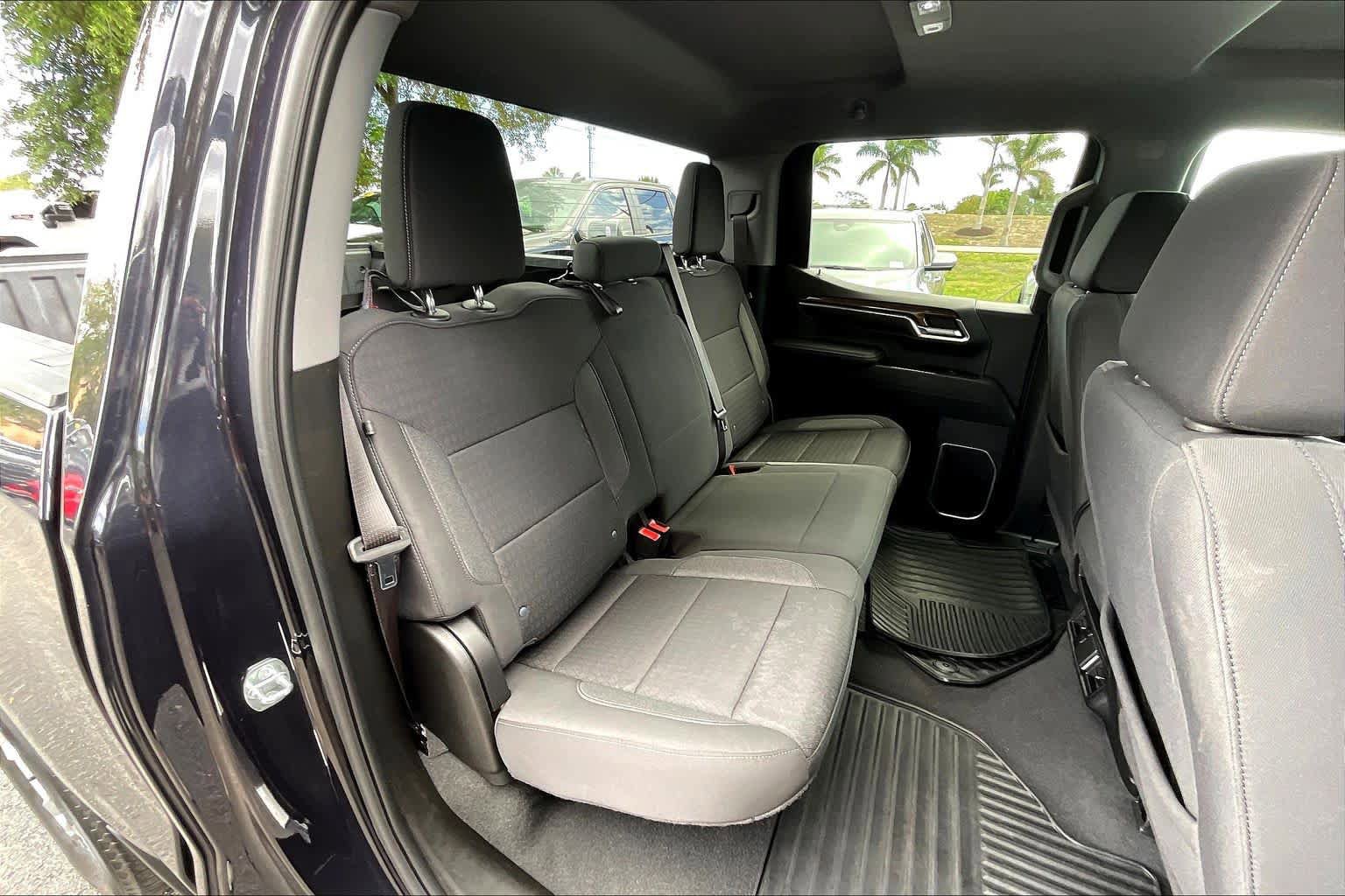Certified 2023 Chevrolet Silverado 1500 LT AWD/4WD image 23