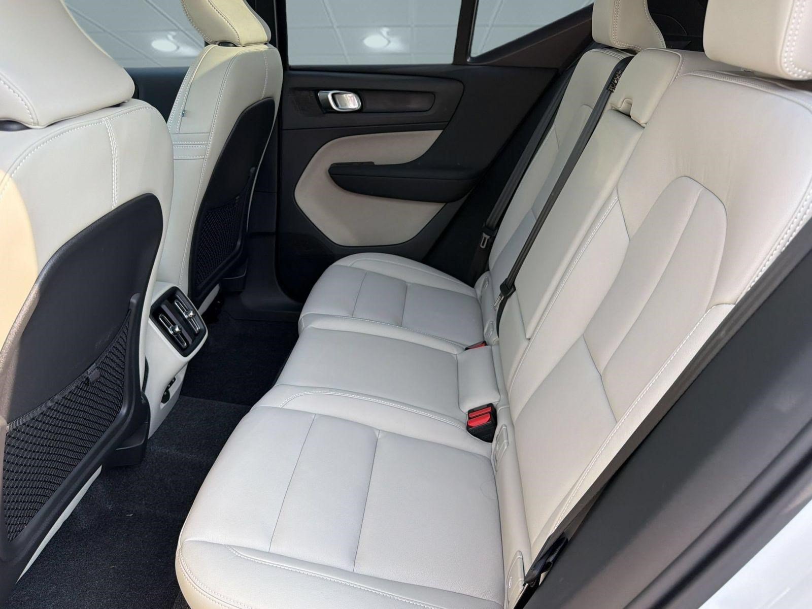 New 2026 Volvo XC40 B5 Plus w/ Protection Package Premier AWD/4WD image 22