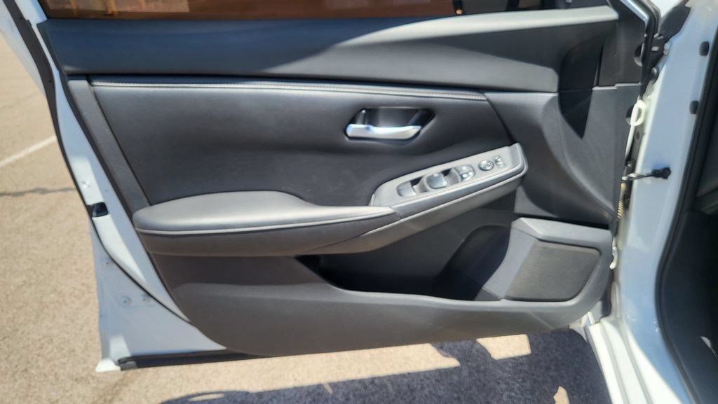 Used 2020 Nissan Sentra SV w/ Electronics Package FWD image 25