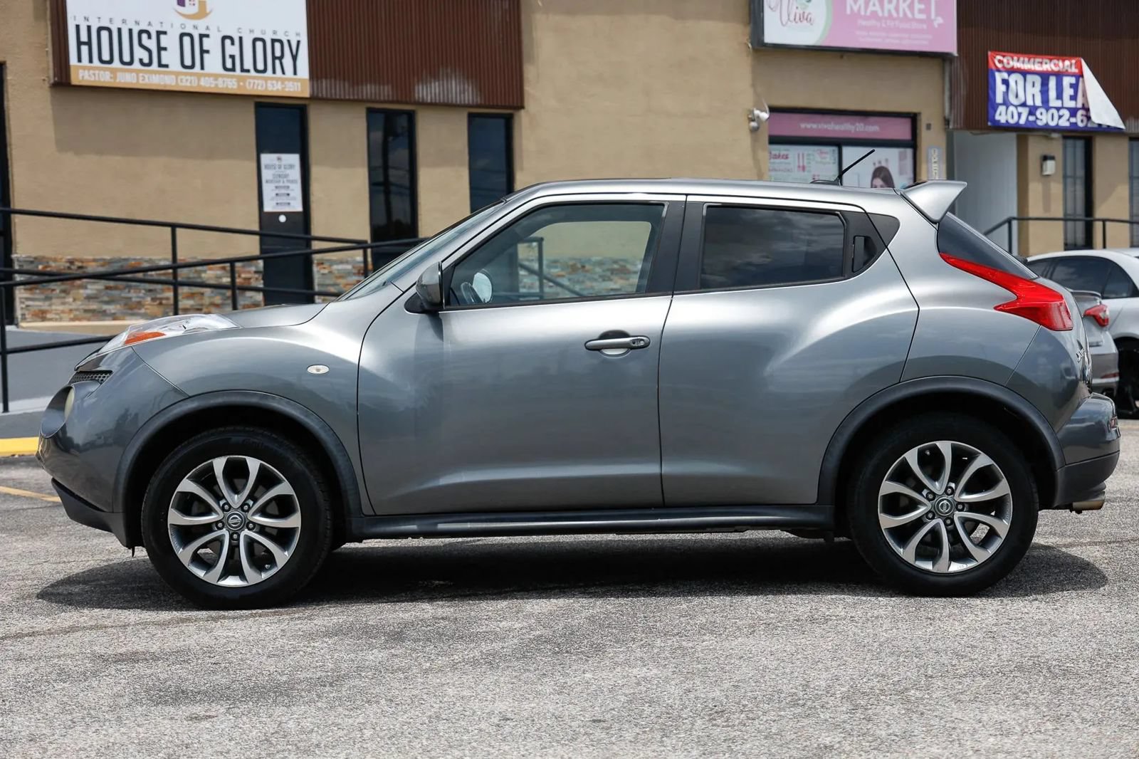 Used 2013 Nissan Juke SL w/ Sport Pkg AWD/4WD image 3