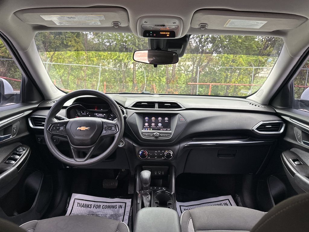 Used 2023 Chevrolet TrailBlazer LT FWD image 21