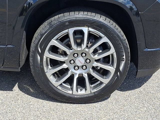 Certified 2023 GMC Acadia Denali w/ Denali Technology Package AWD/4WD image 8