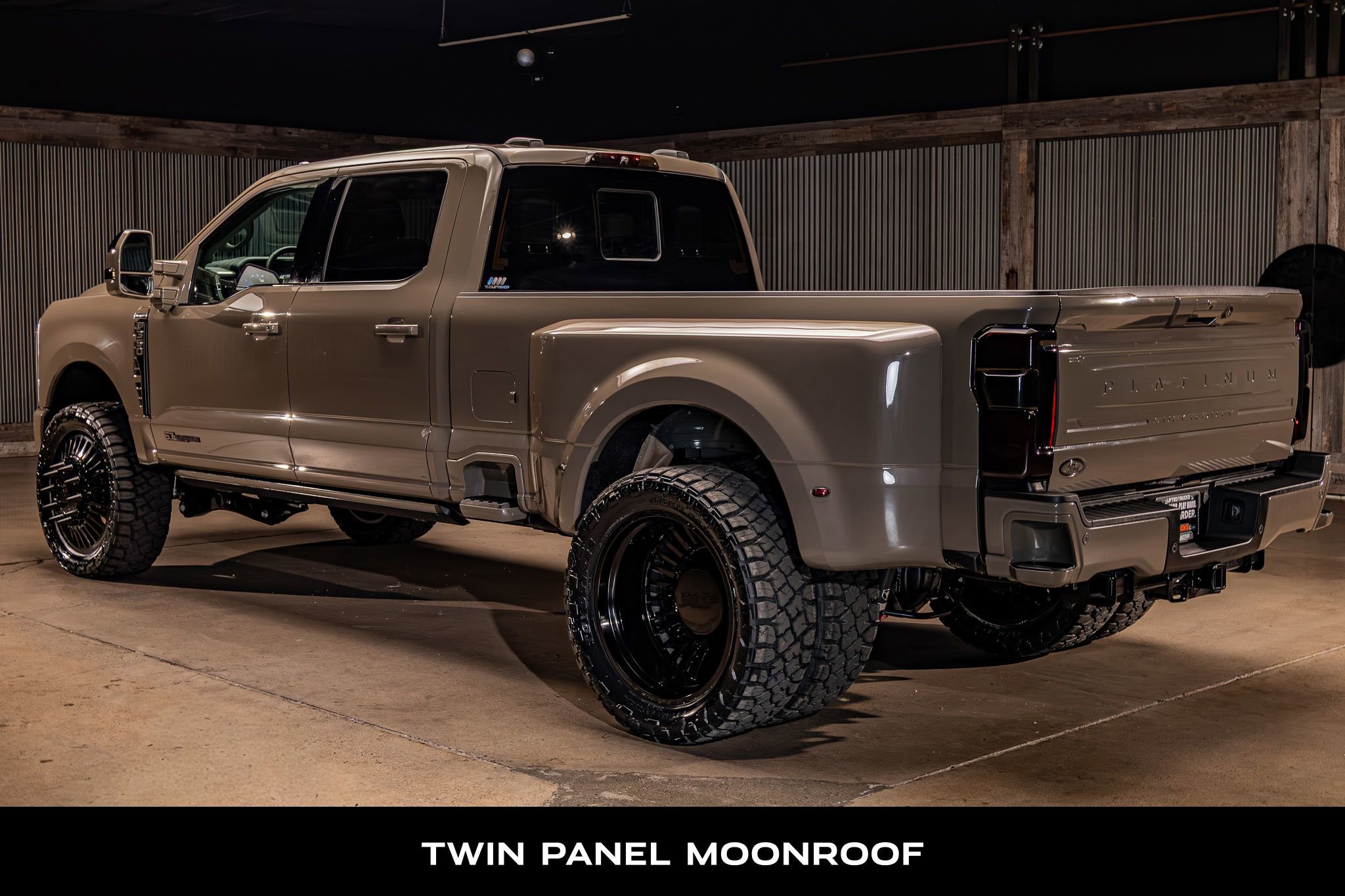 Used 2026 Ford F350 Platinum w/ Platinum Plus Package image 7