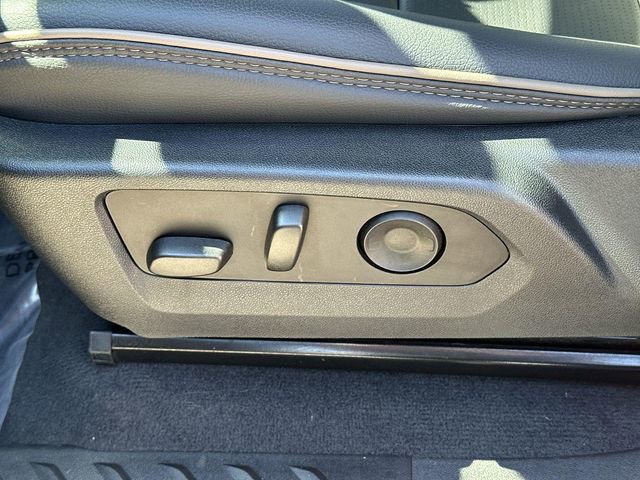 Used 2024 GMC Canyon Denali image 34