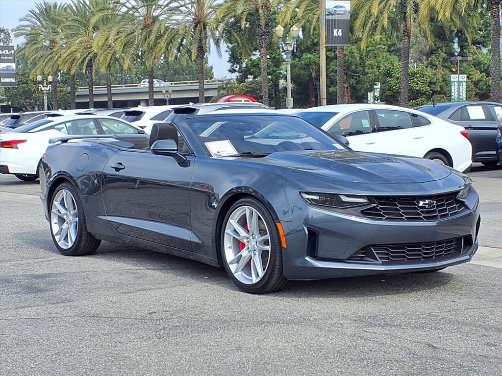 Used 2023 Chevrolet Camaro LT w/ Technology Package image 7