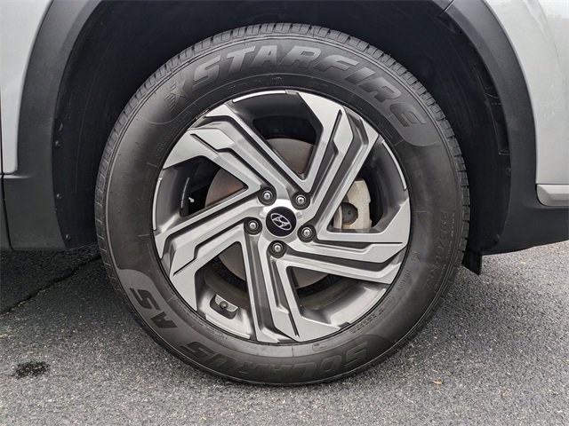 Used 2023 Hyundai Santa Fe SEL image 11