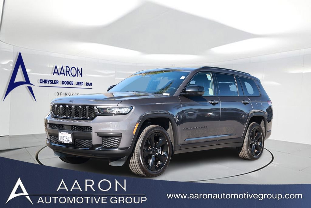 Used 2022 Jeep Grand Cherokee L Laredo RWD image 1