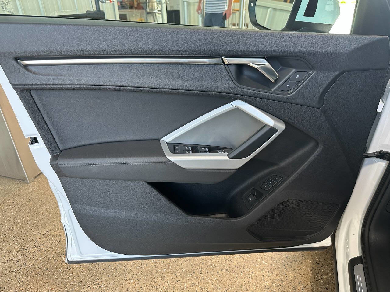 Used 2023 Audi Q3 2.0T Premium image 22