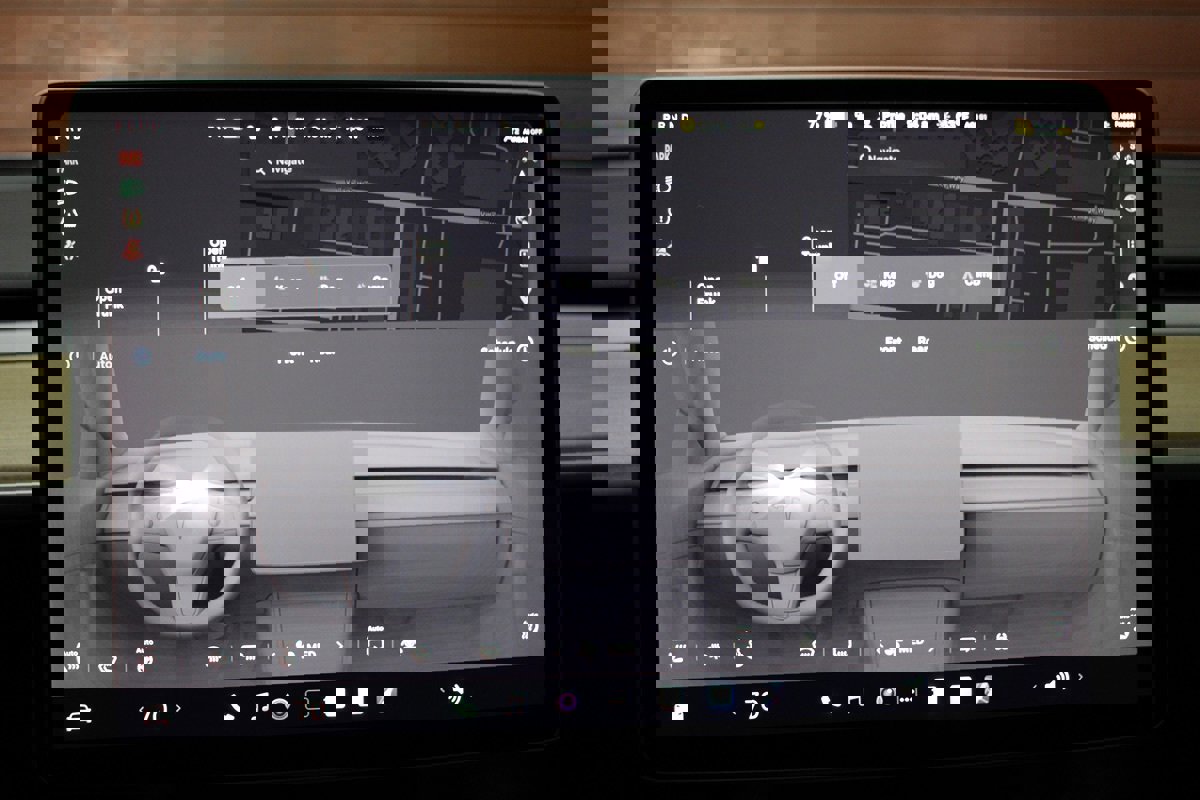 Used 2023 Tesla Model Y Long Range image 41