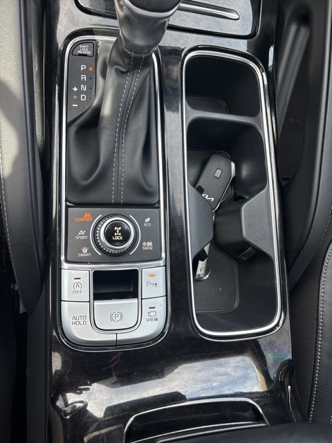Used 2022 Kia Telluride SX w/ Towing Package AWD/4WD image 22