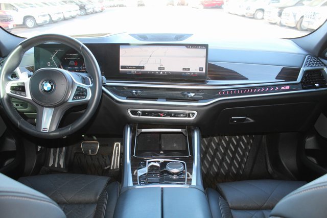 Used 2024 BMW X6 xDrive40i w/ Premium Package image 25