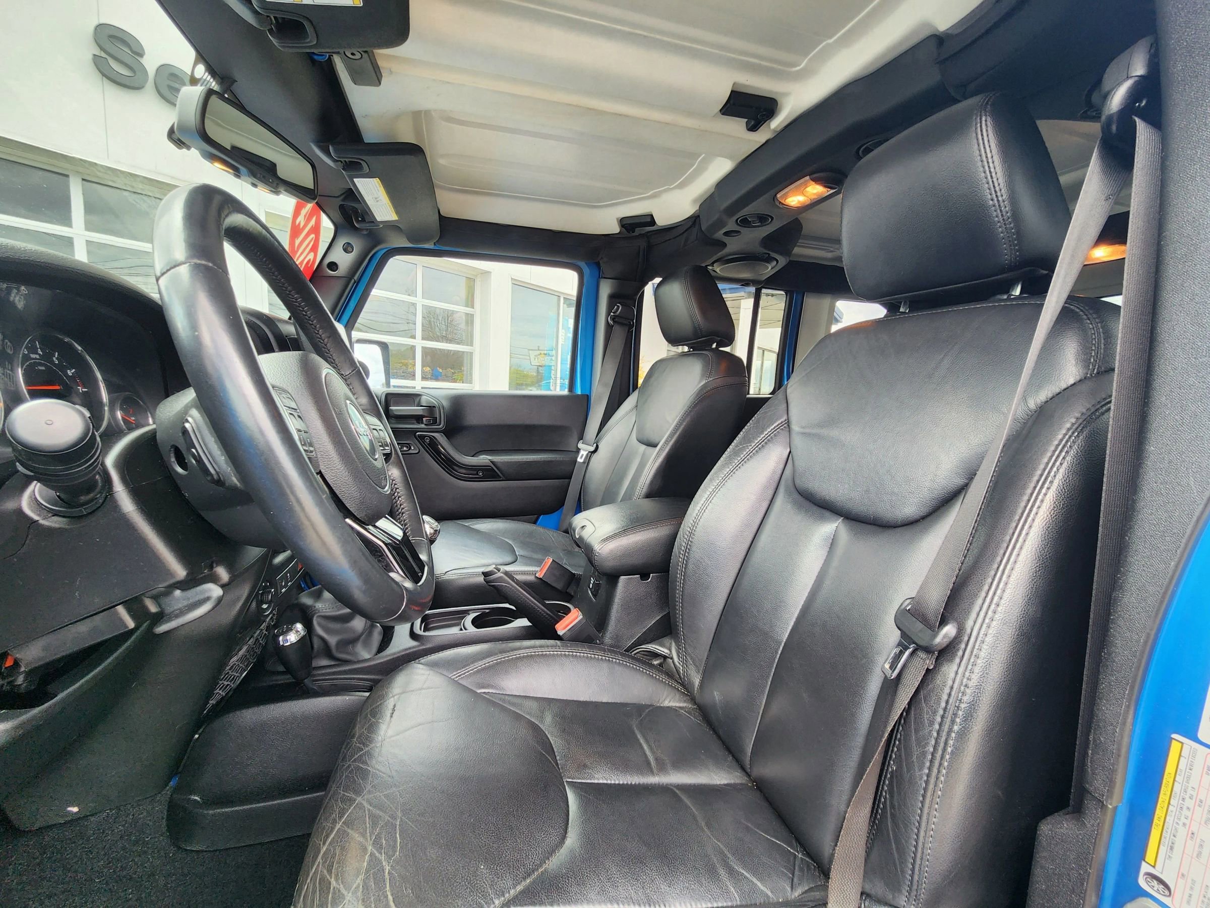 Used 2014 Jeep Wrangler Unlimited Sahara image 26