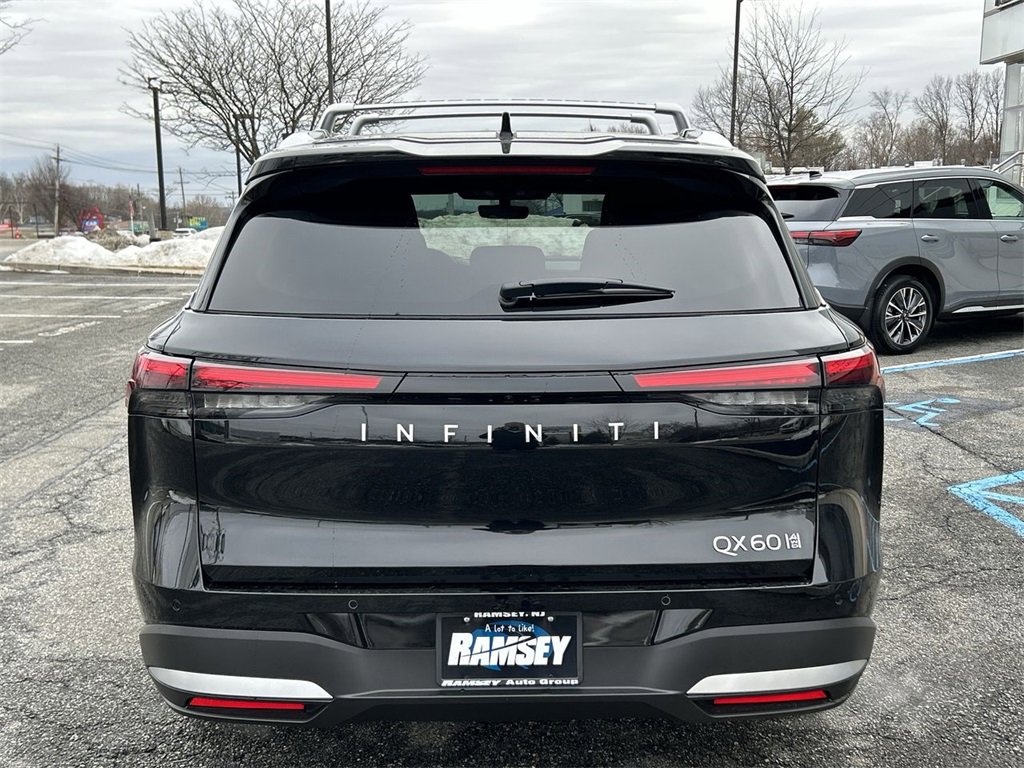 New 2026 INFINITI QX60 Luxe w/ Cargo Package image 17