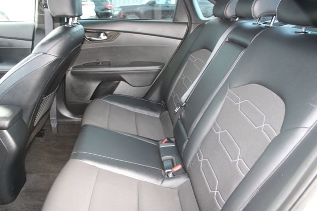 Used 2024 Kia Forte GT-Line FWD image 37