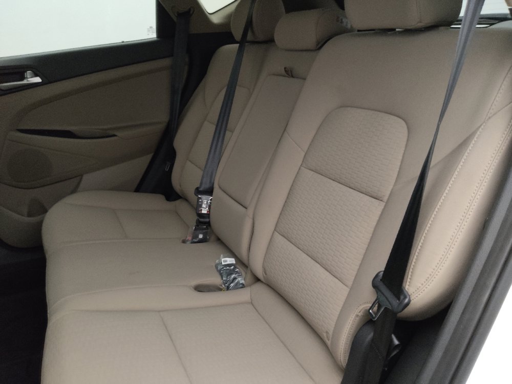 Used 2021 Hyundai Tucson Value FWD image 18