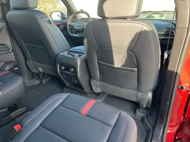 Used 2024 Chevrolet Traverse RS w/ LPO, Floor Liner Package image 43