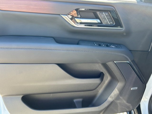 New 2026 GMC Yukon Denali w/ Sun & Power Step Package image 21