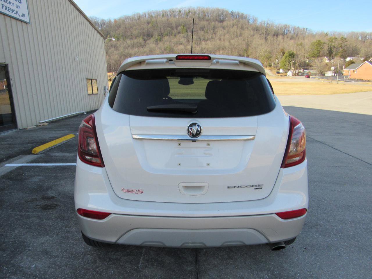 Used 2020 Buick Encore Sport Touring w/ Safety Package image 9