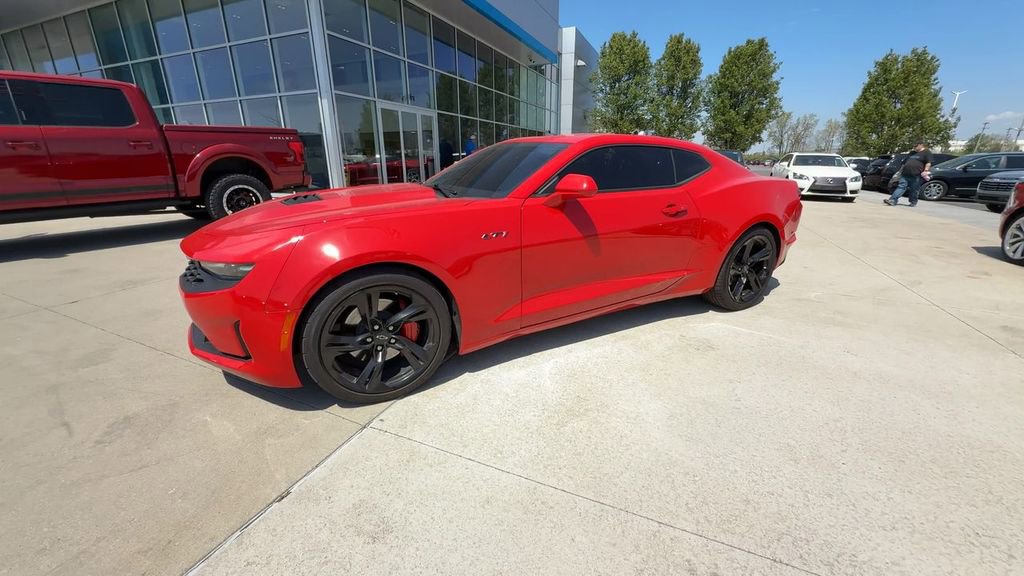 Used 2022 Chevrolet Camaro LT RWD image 4
