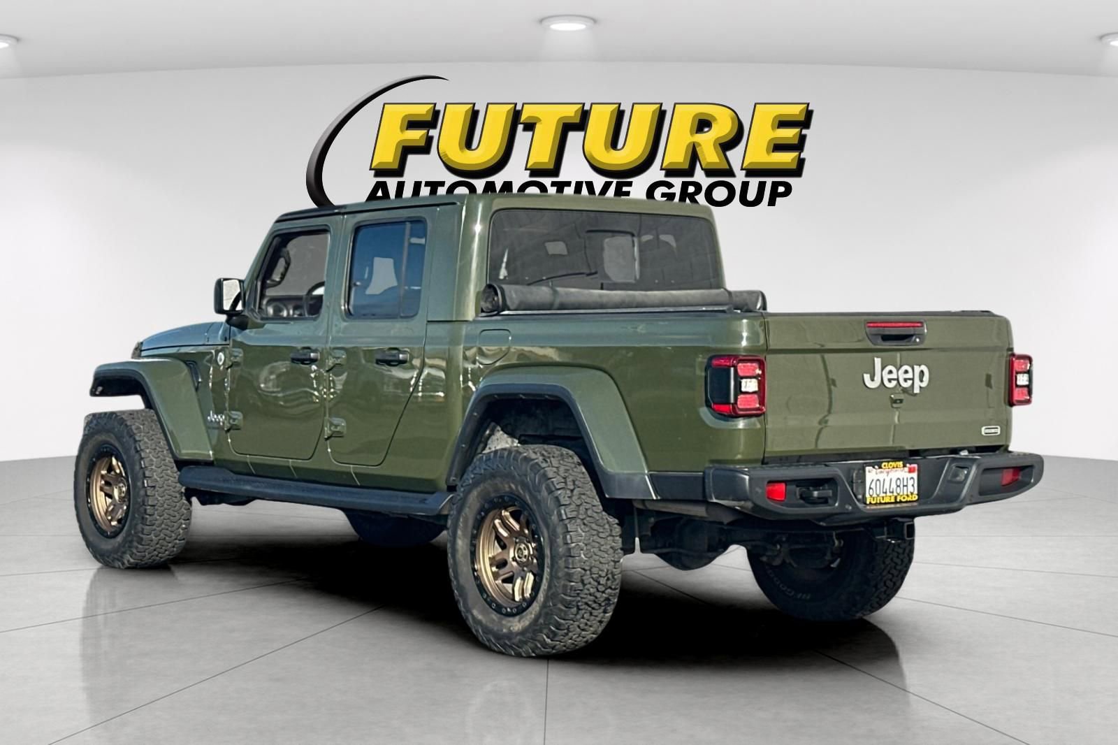 Used 2021 Jeep Gladiator Overland w/ Popular Equipment Package image 5