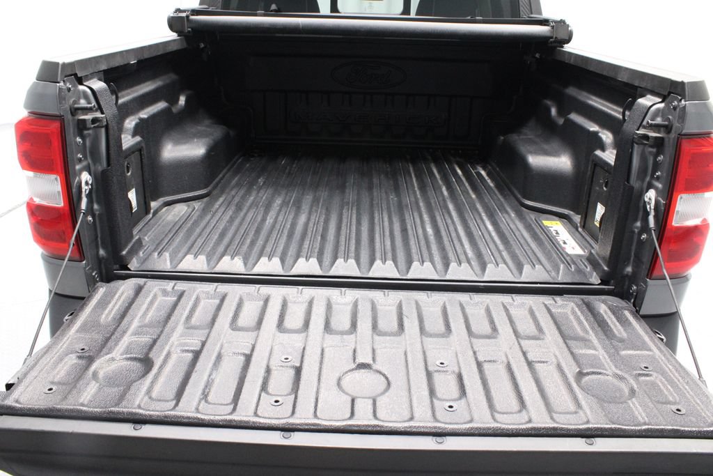 Certified 2023 Ford Maverick Lariat FWD image 16