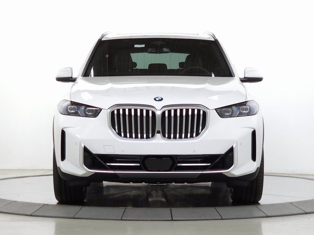 Used 2026 BMW X5 xDrive40i w/ Premium Package AWD/4WD image 2