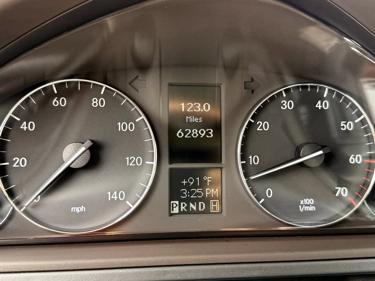 Used 2010 Mercedes-Benz G 550 image 9