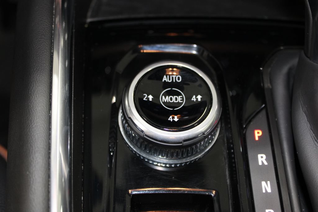 Used 2024 GMC Canyon AT4 AWD/4WD image 48