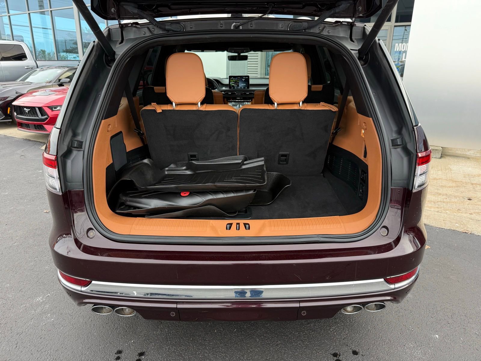 Used 2023 Lincoln Aviator Black Label w/ Dynamic Handling Package image 43