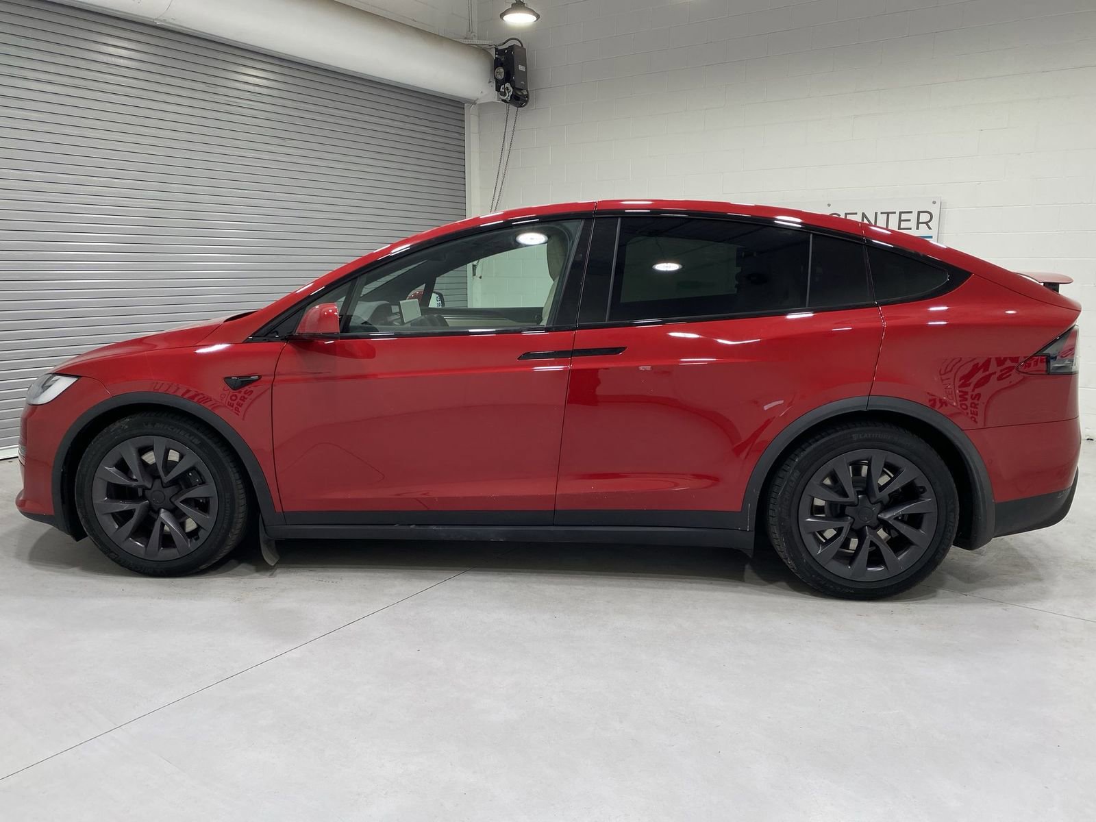 Used 2022 Tesla Model X Plaid AWD/4WD image 5
