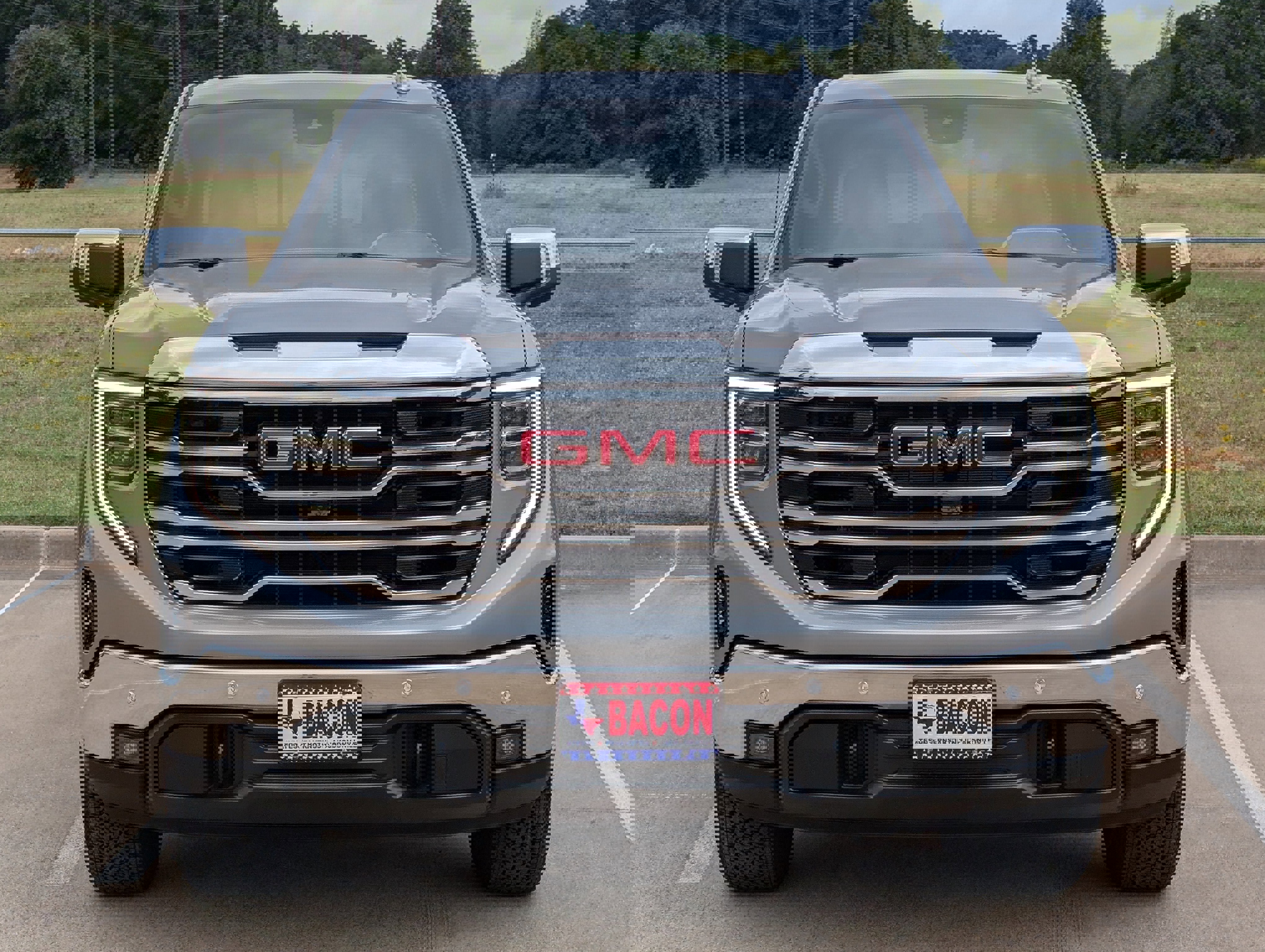 New 2026 GMC Sierra 1500 SLT image 2