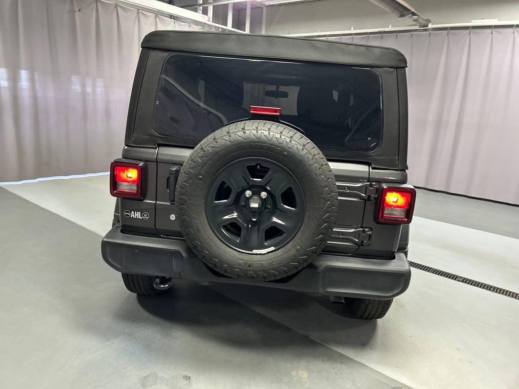 Used 2024 Jeep Wrangler Sport image 6
