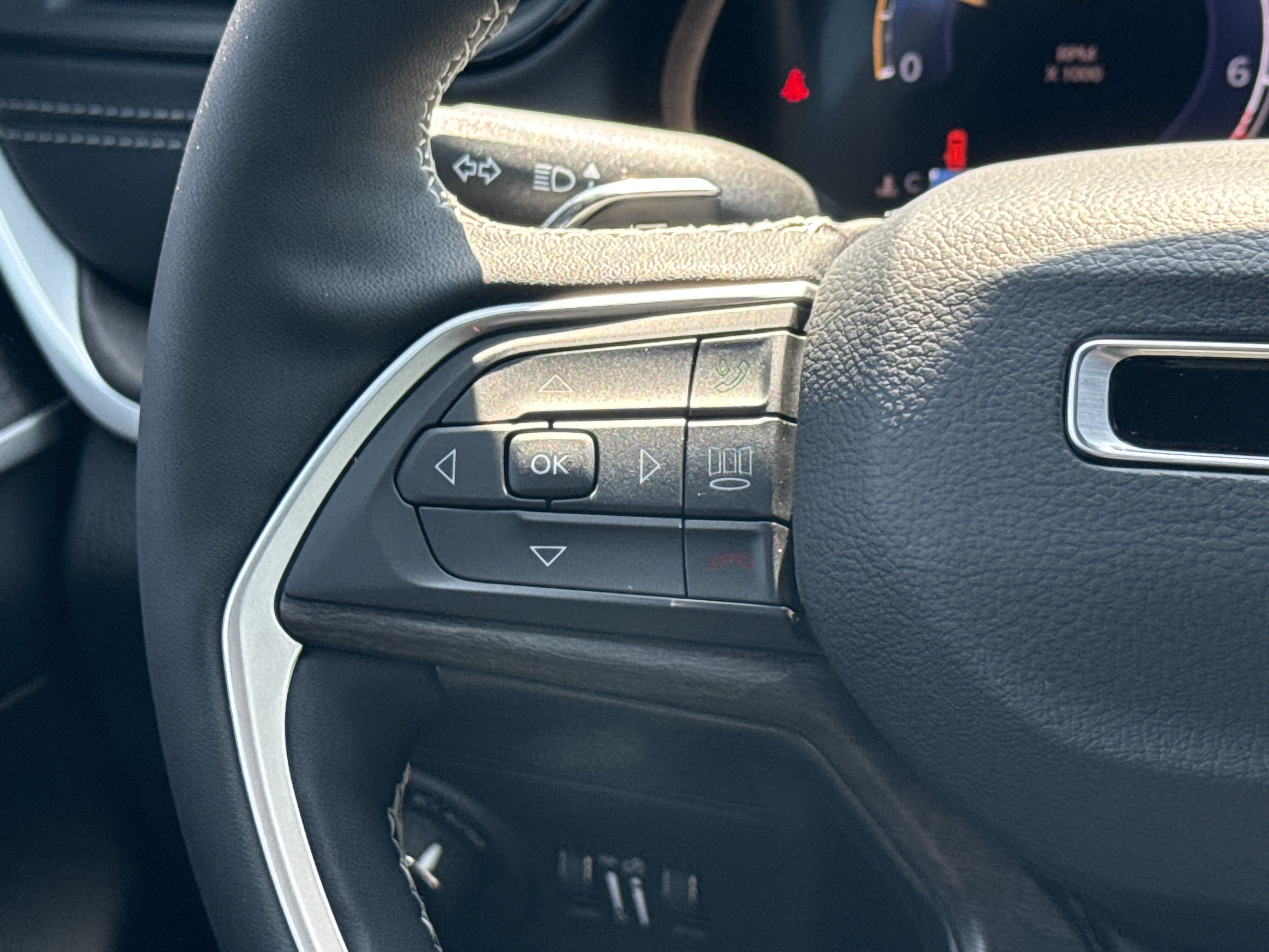New 2026 Jeep Grand Cherokee Altitude RWD image 26