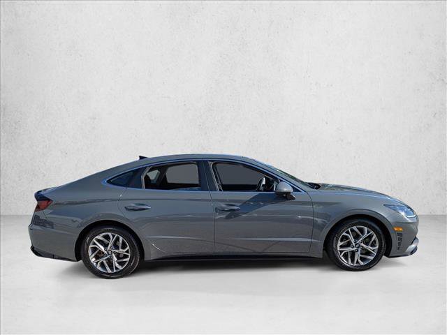 Used 2021 Hyundai Sonata SEL w/ Convenience Package FWD image 4