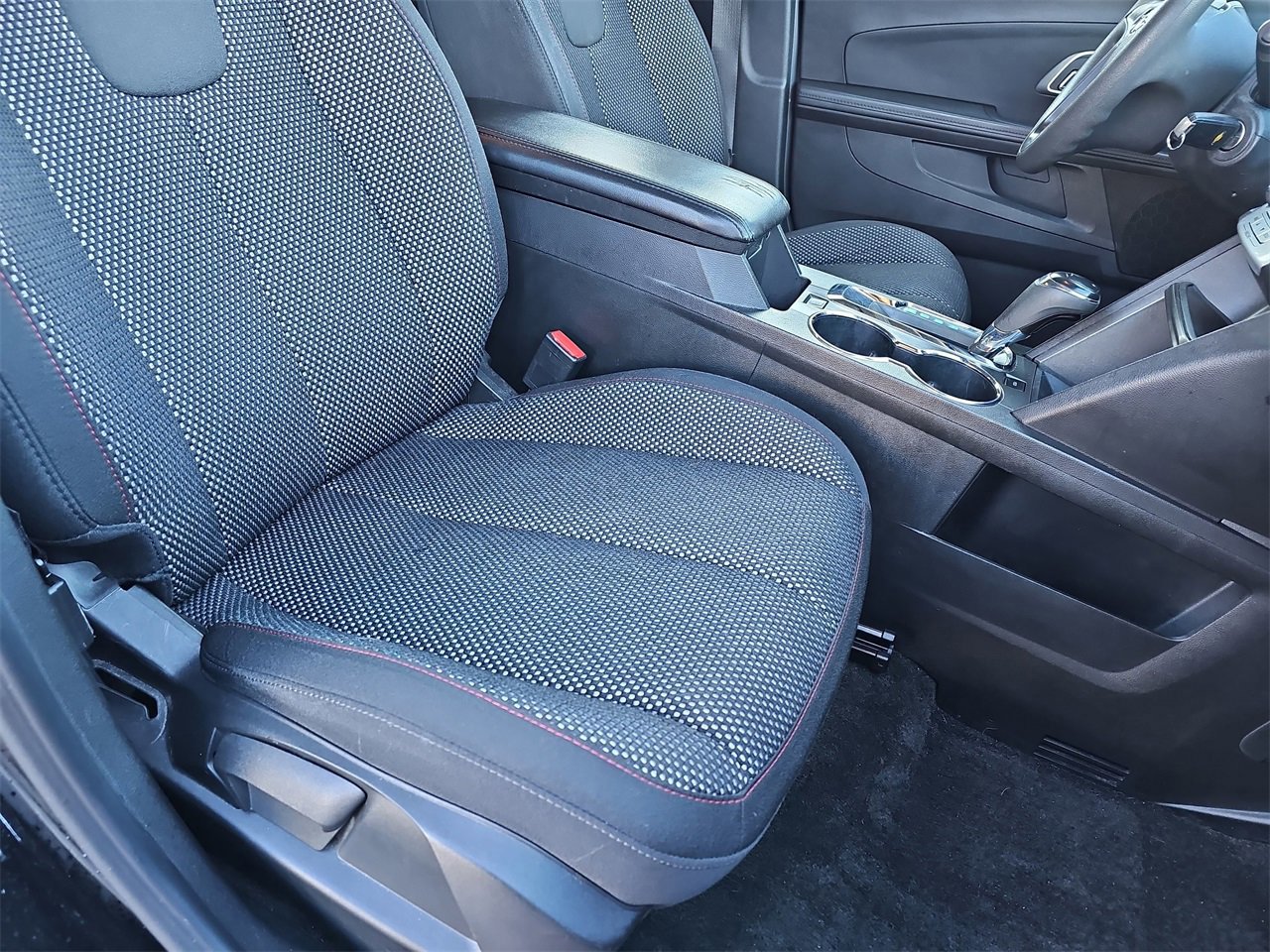 Used 2017 Chevrolet Equinox LS image 10