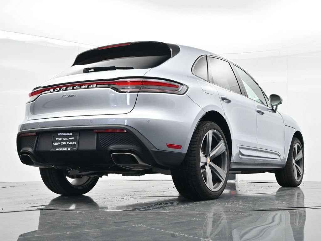 New 2026 Porsche Macan AWD/4WD image 25