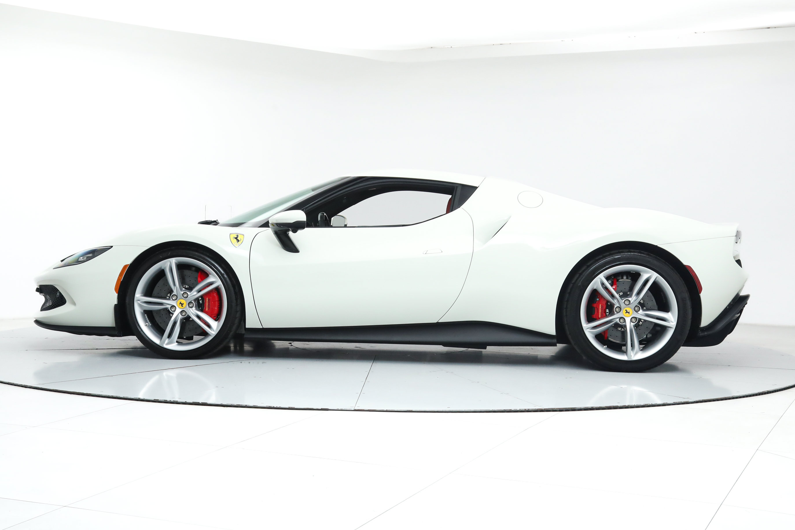 Certified 2025 Ferrari 296 GTB RWD image 4