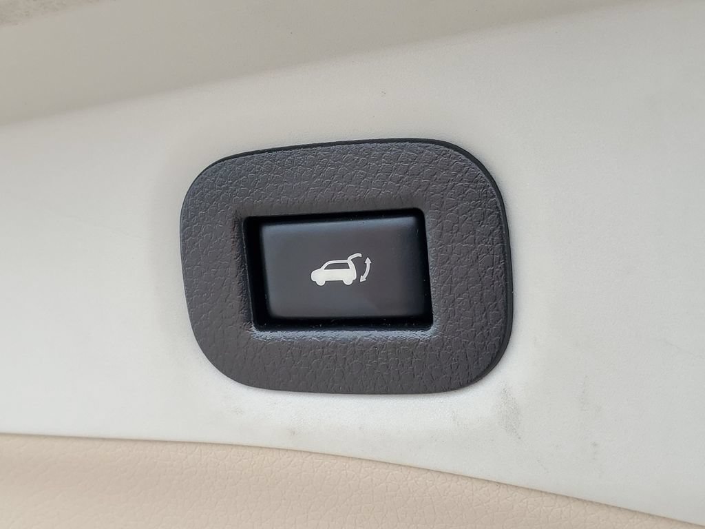 Used 2014 Nissan Rogue SL AWD/4WD image 9