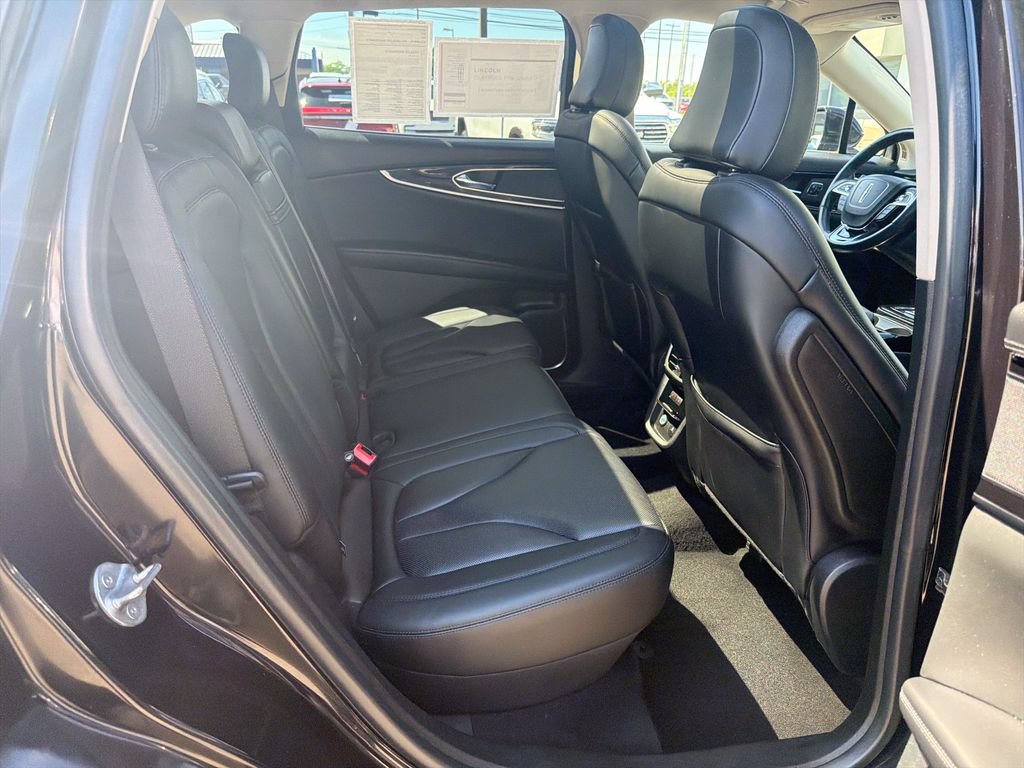 Certified 2022 Lincoln Nautilus Reserve AWD/4WD image 18