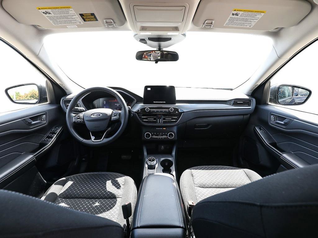 Used 2026 Ford Escape Active w/ Cold Weather Package FWD image 22