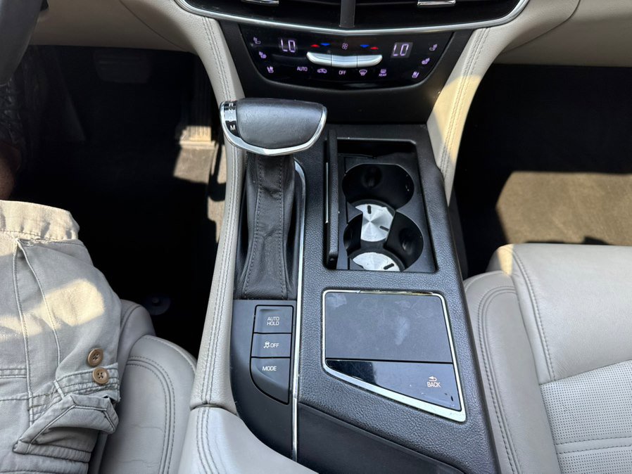 Used 2017 Cadillac CT6 Luxury AWD/4WD image 18
