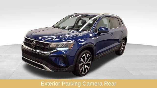 Used 2024 Volkswagen Taos SE image 4